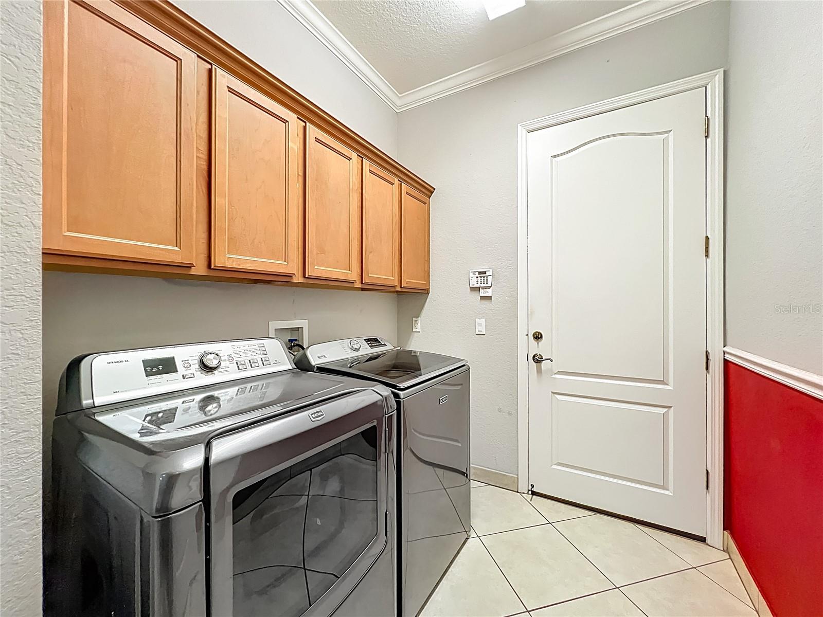 PRESTON SQUARE - Residential