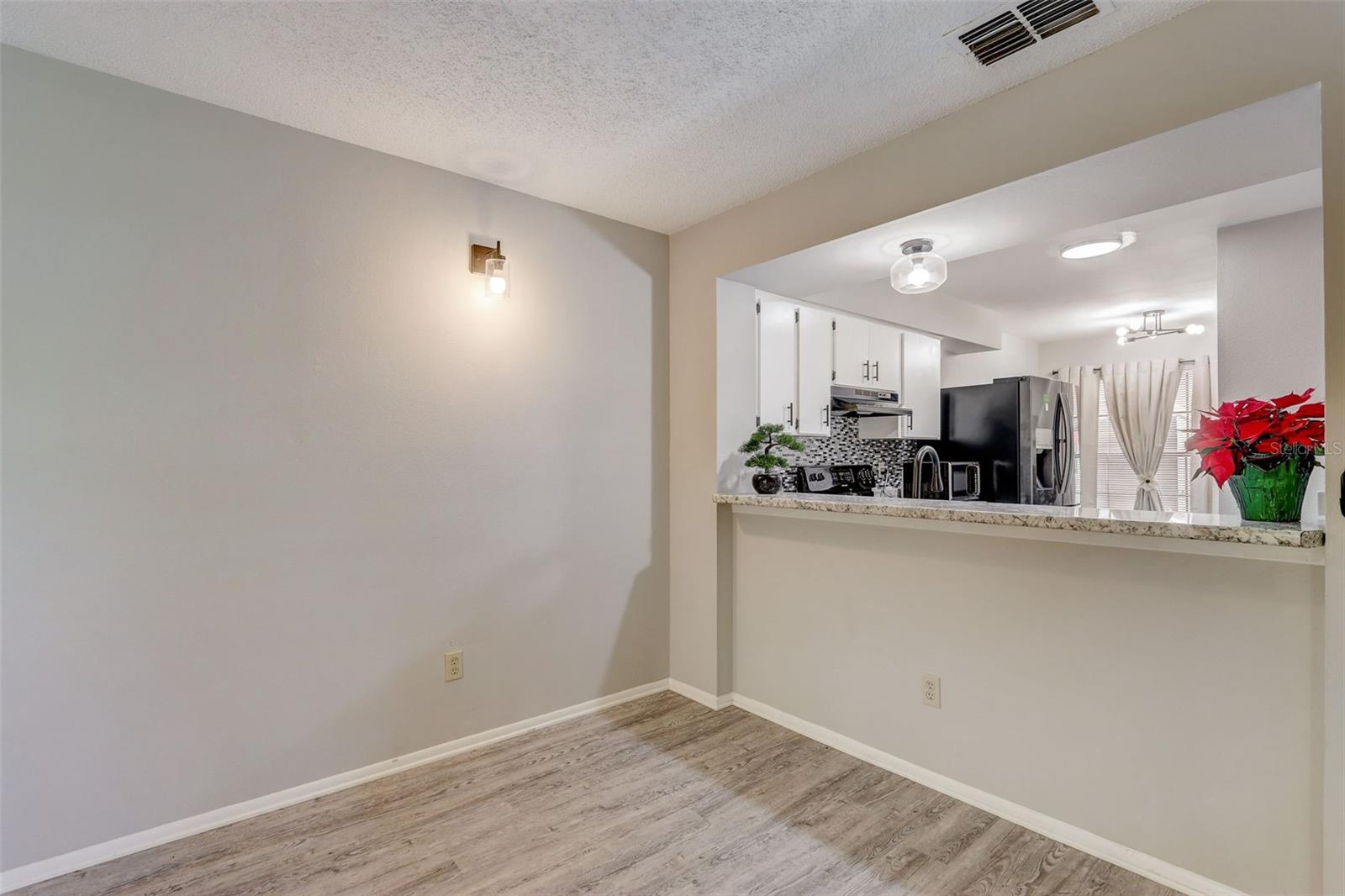 LAURELON VILLAGE OF MEADOWOOD - Residential