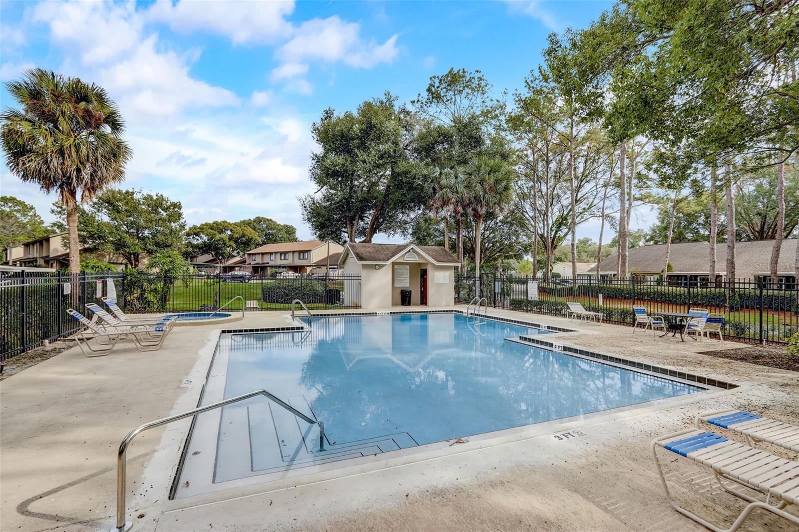 LAURELON VILLAGE OF MEADOWOOD - Residential