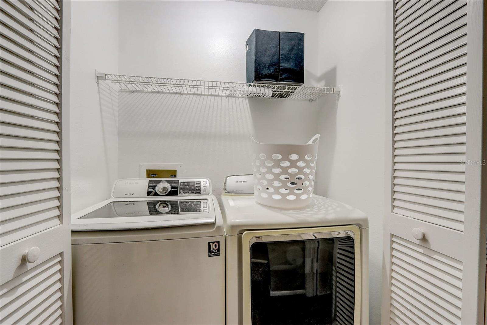 LAURELON VILLAGE OF MEADOWOOD - Residential