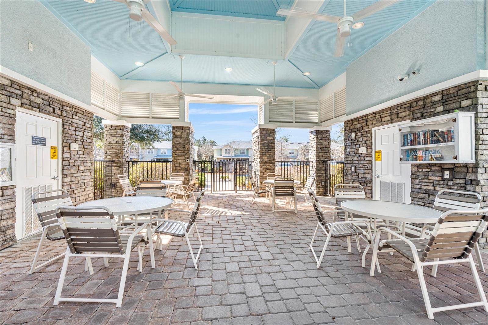 COTTAGES/WINDING CRK - Residential