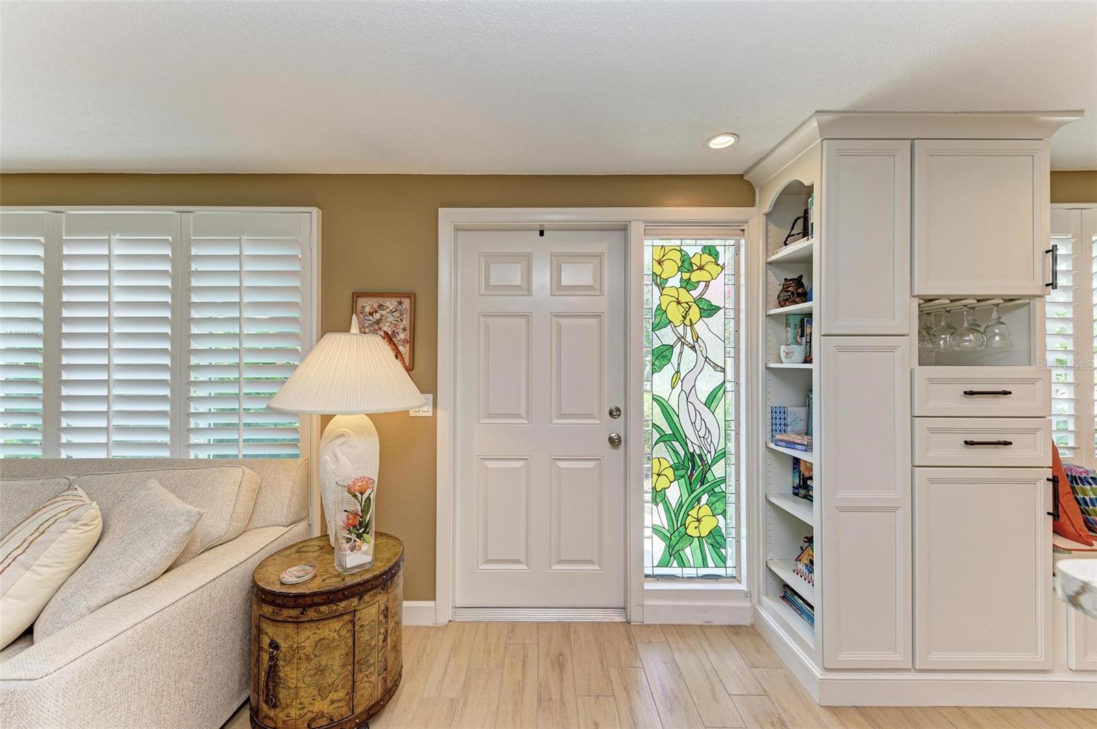 LAKE LA VISTA REP - Residential