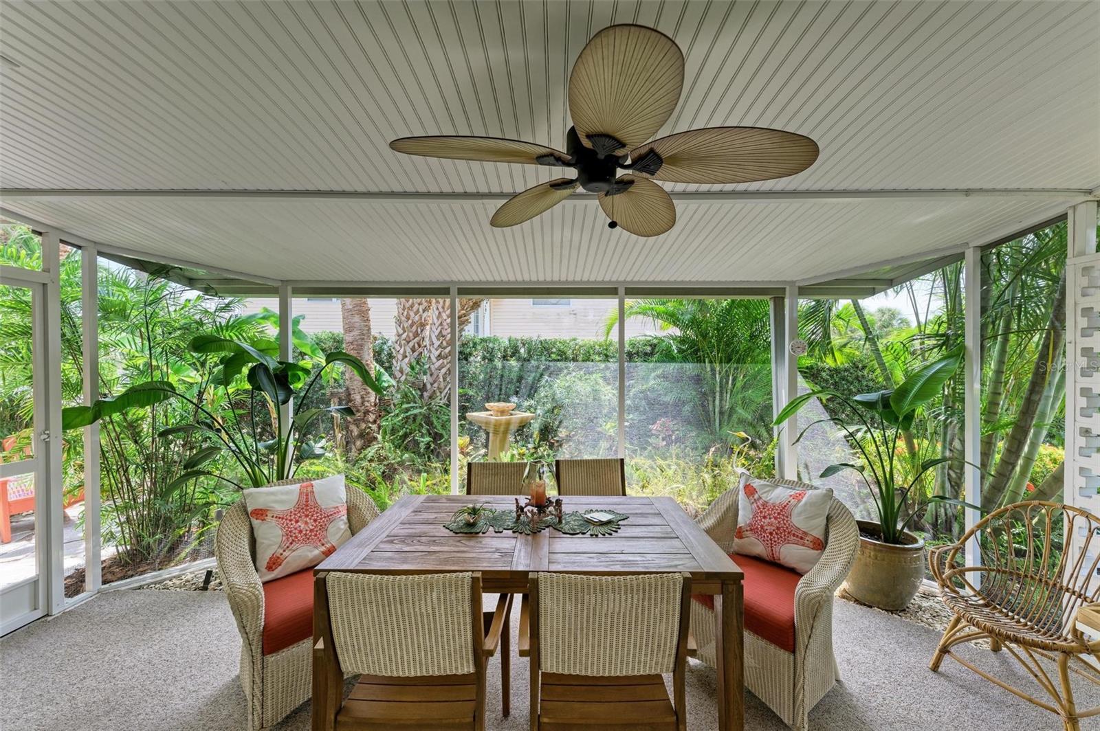 LAKE LA VISTA REP - Residential