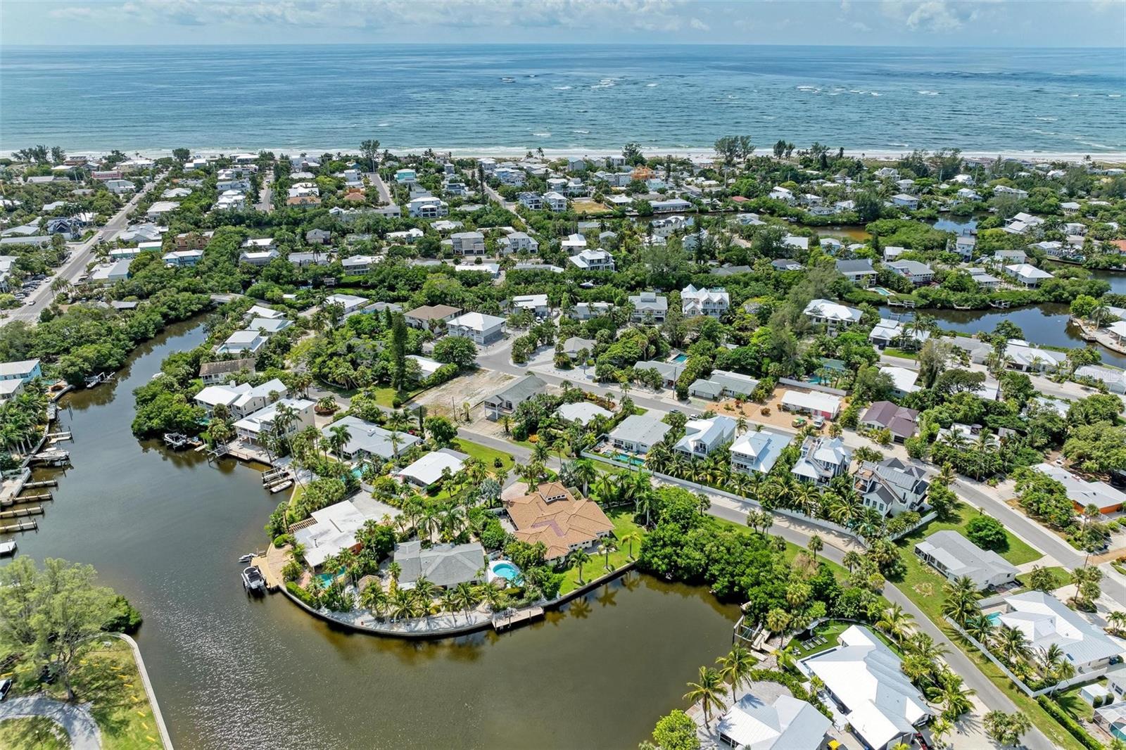 LAKE LA VISTA REP - Residential