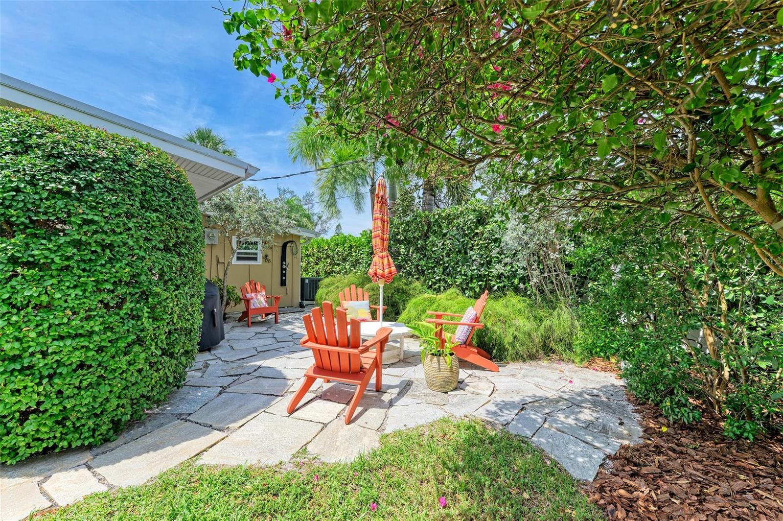 LAKE LA VISTA REP - Residential