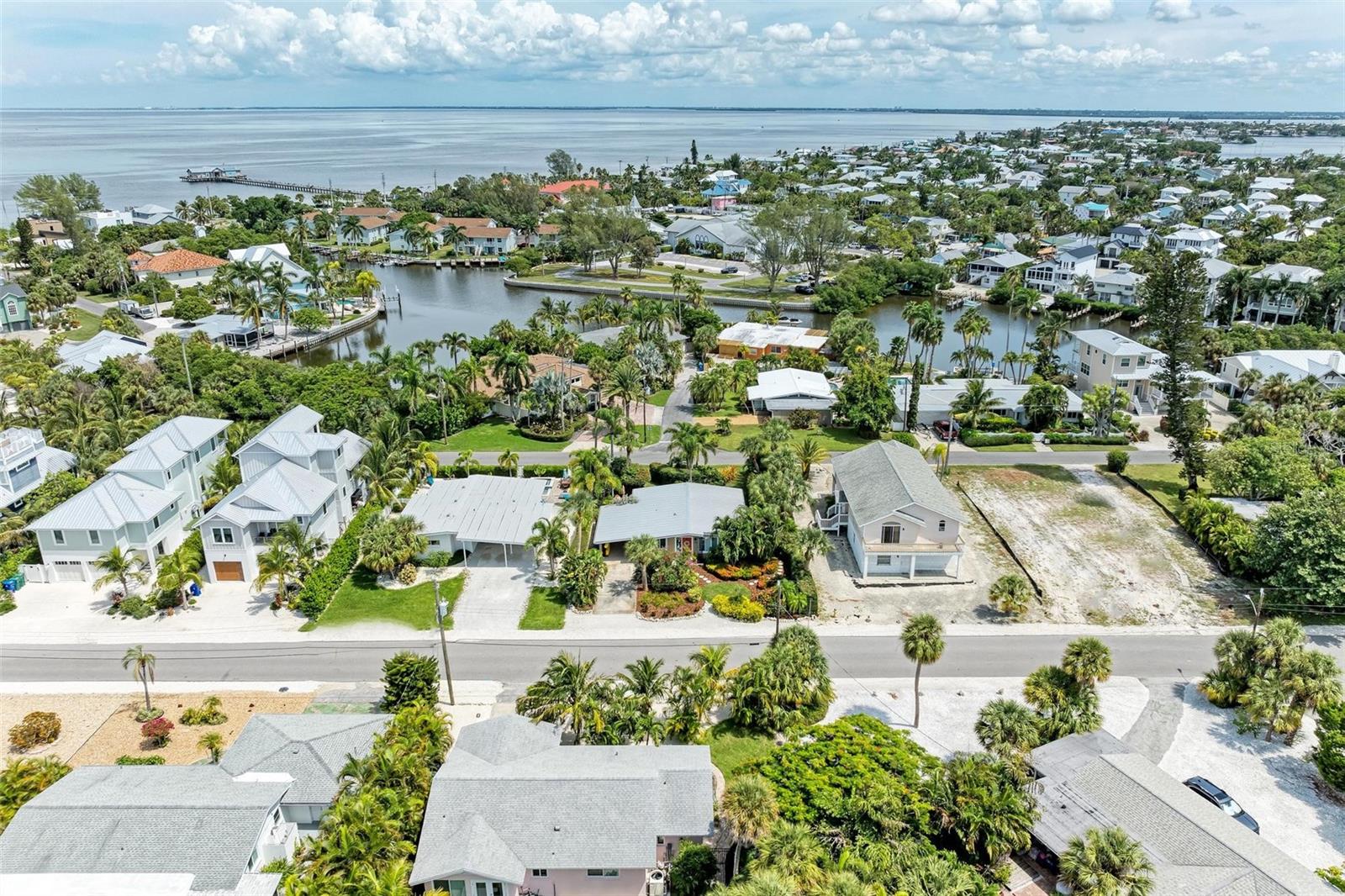 LAKE LA VISTA REP - Residential