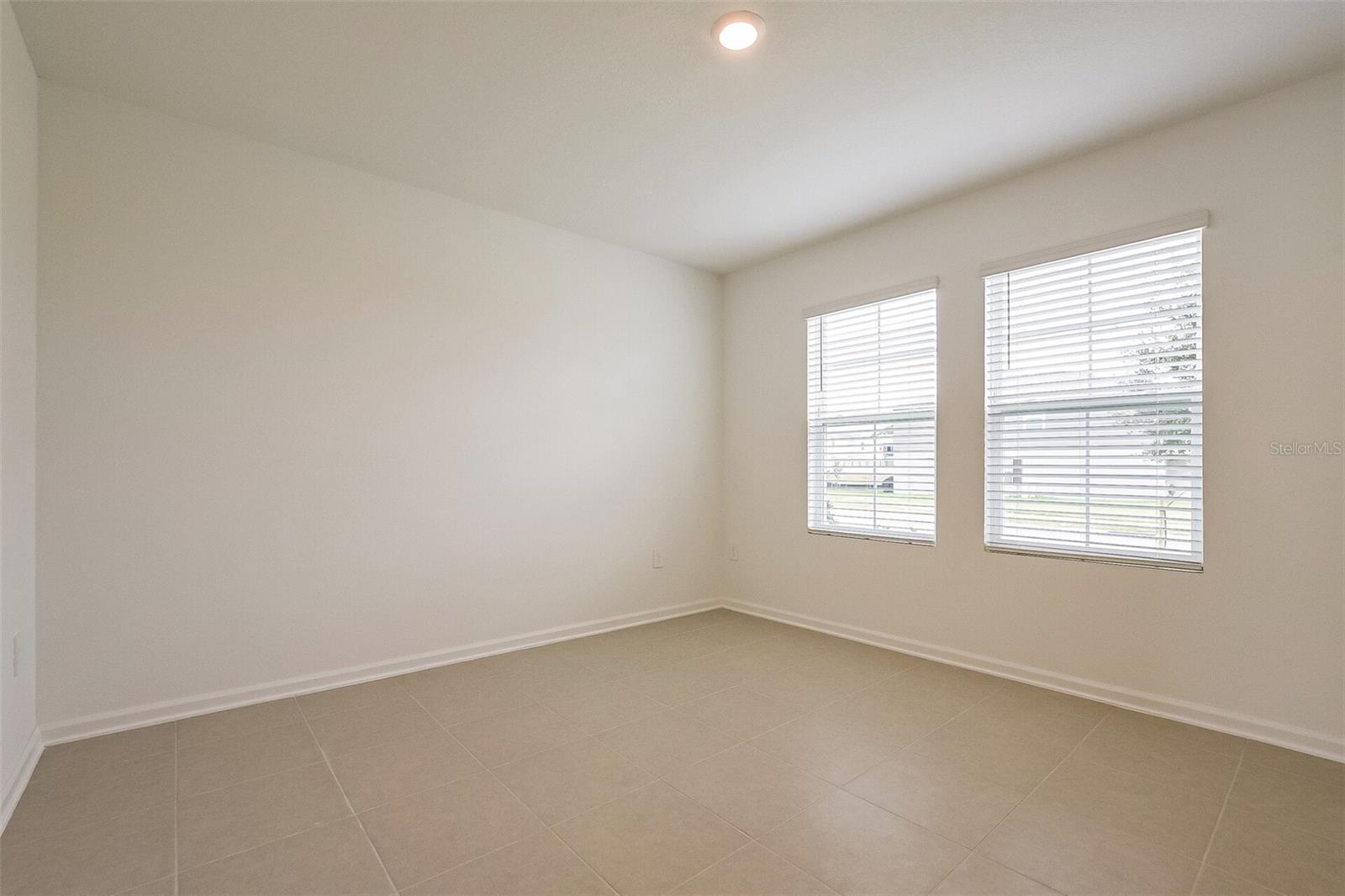 WATERSTONE PH 1A - Residential Lease