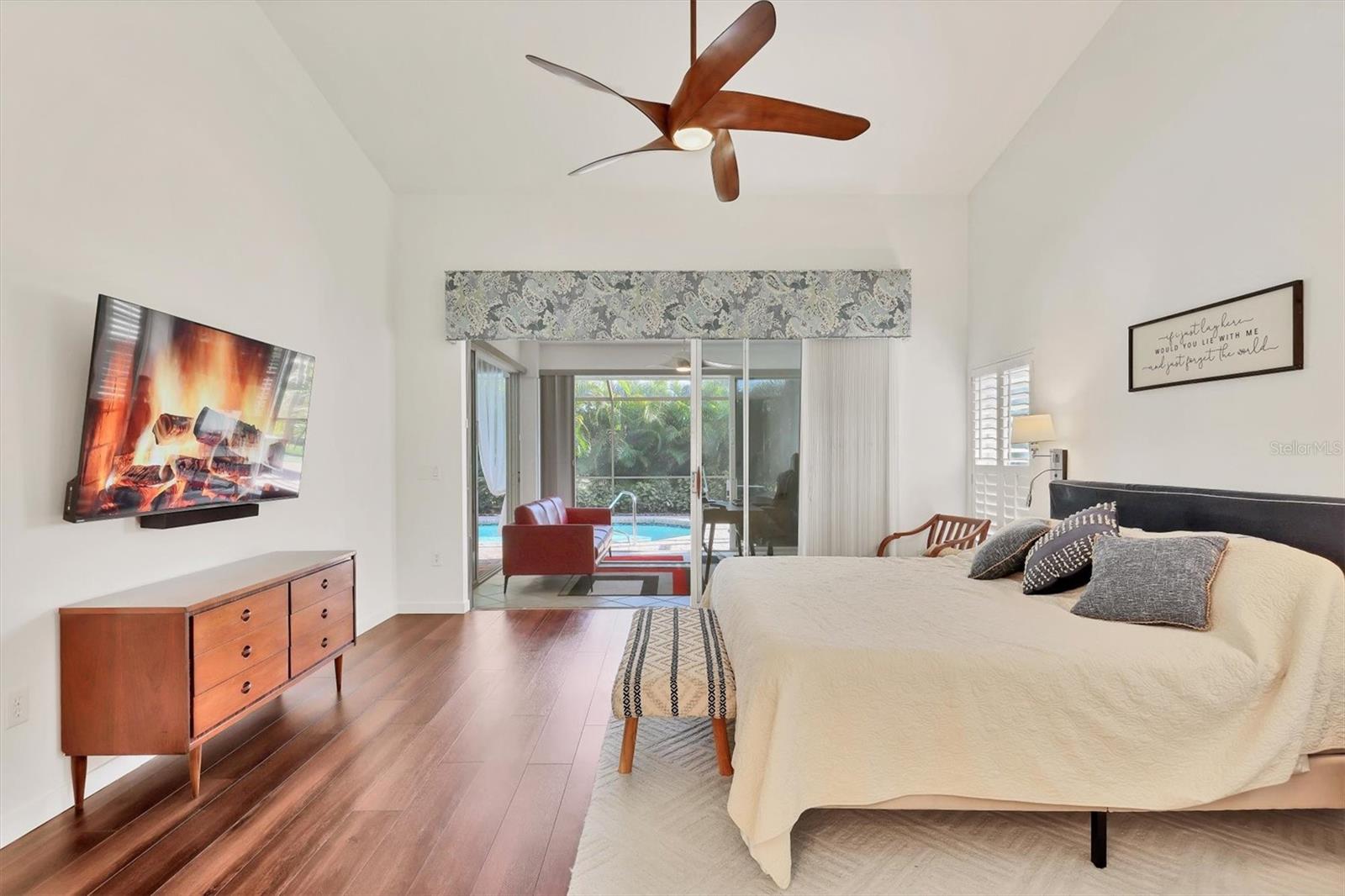 THE HIGHLANDS - Residential