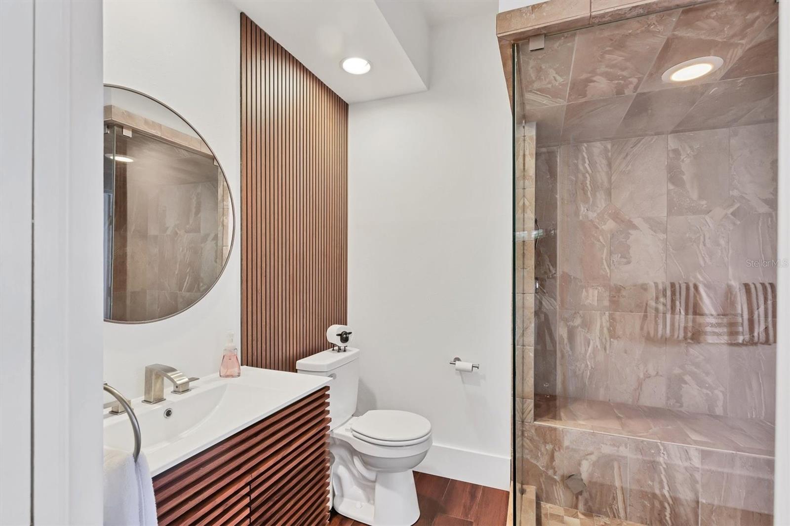 THE HIGHLANDS - Residential