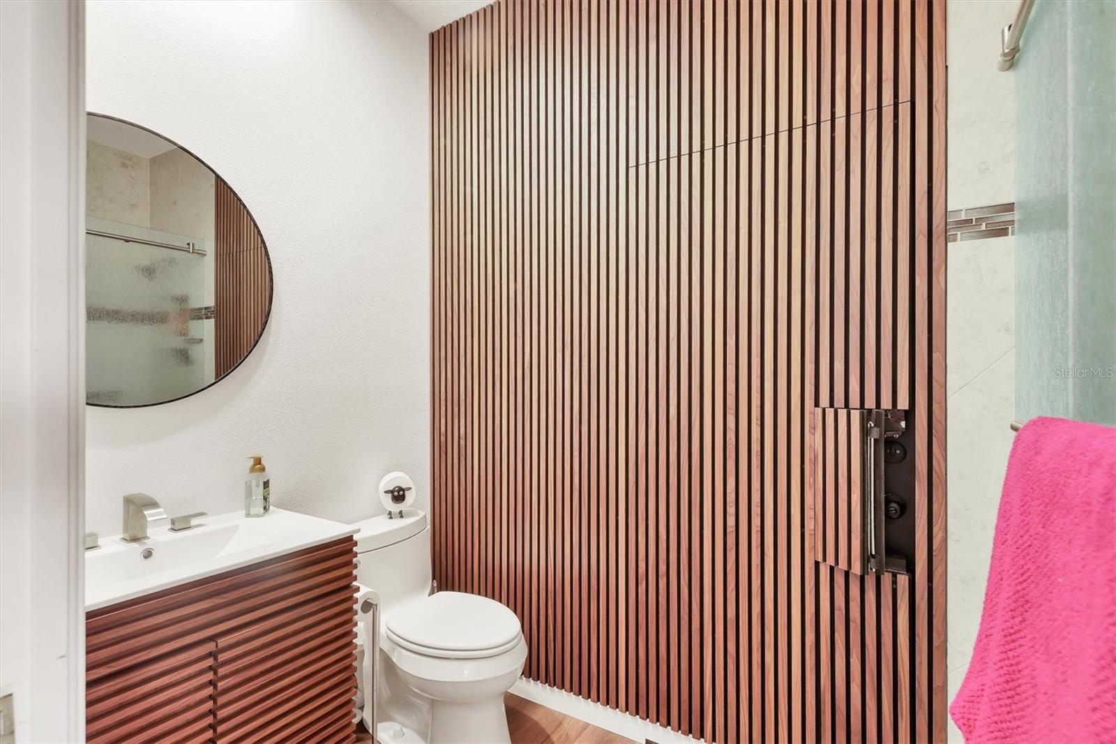 THE HIGHLANDS - Residential