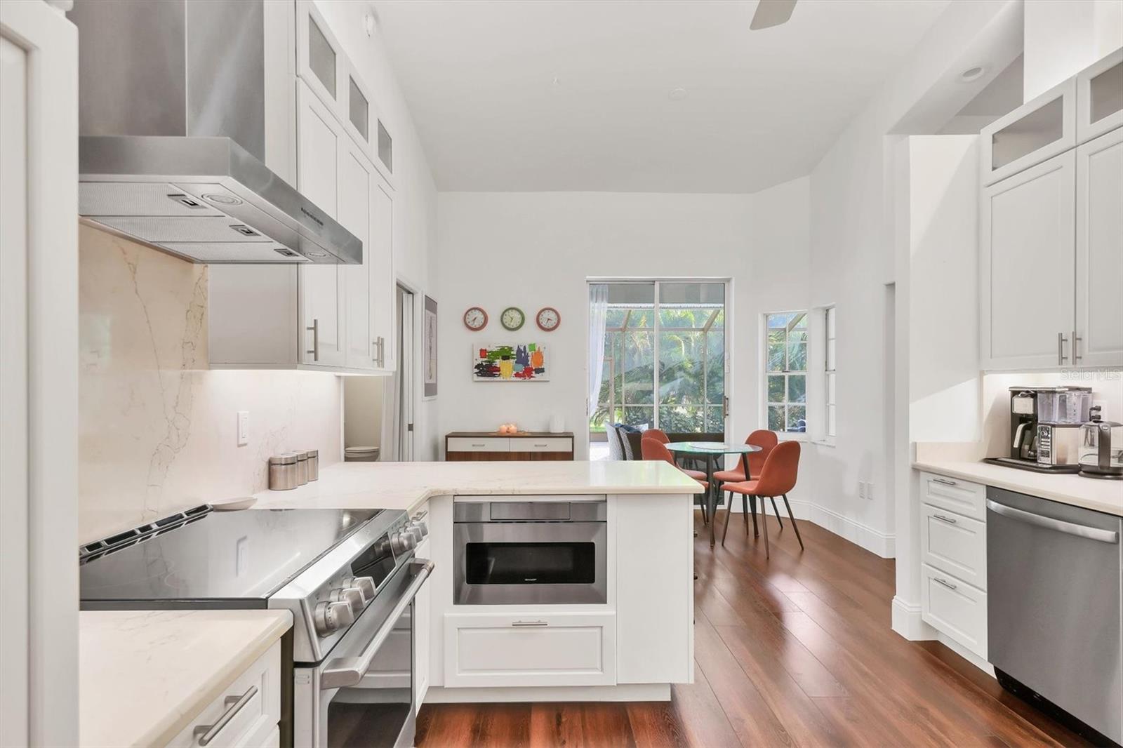 THE HIGHLANDS - Residential