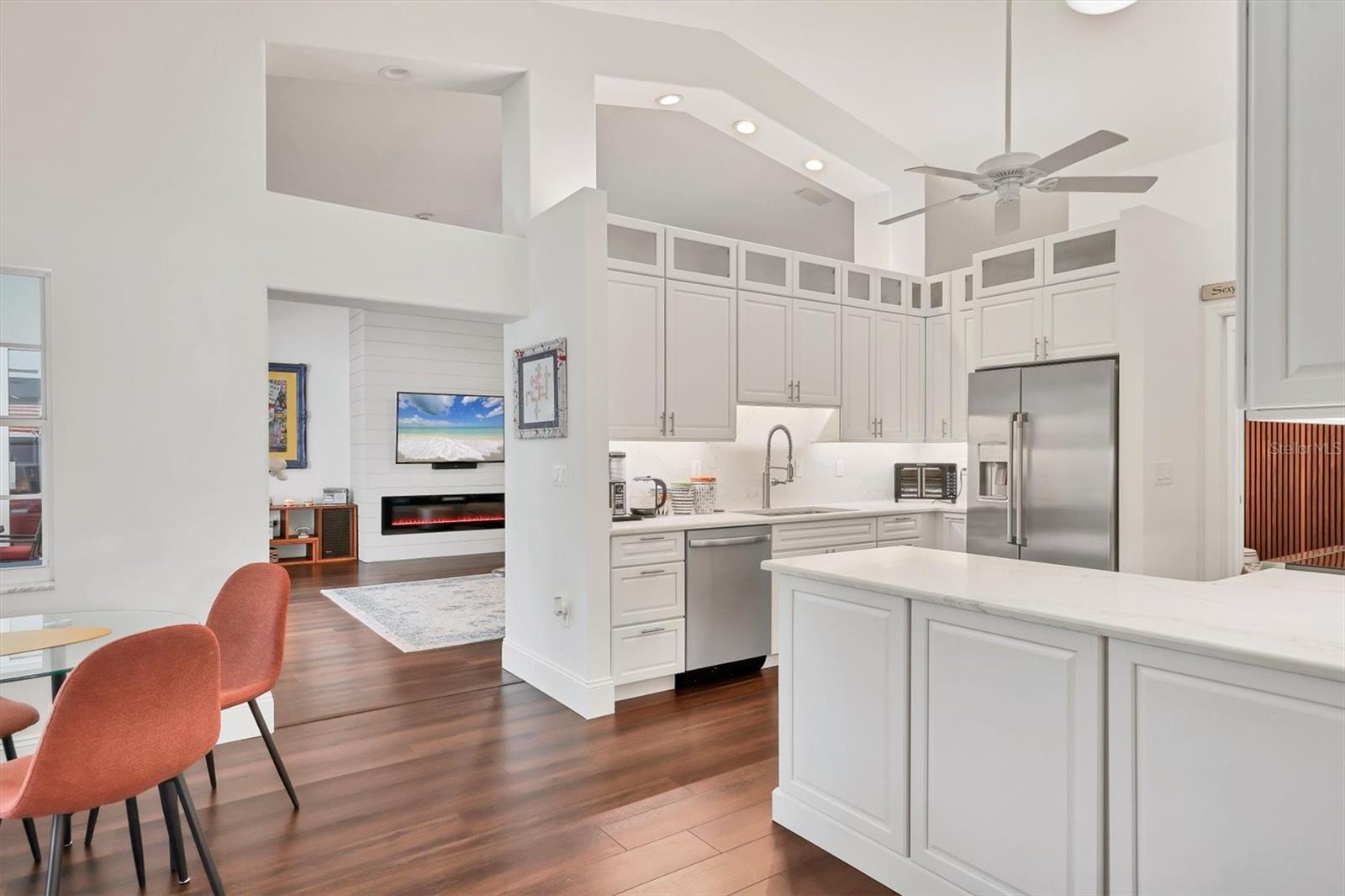 THE HIGHLANDS - Residential