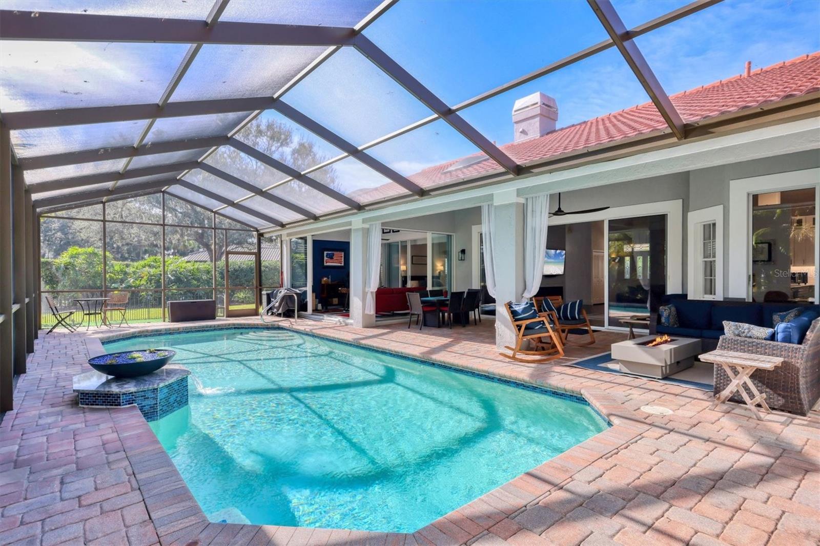 THE HIGHLANDS - Residential