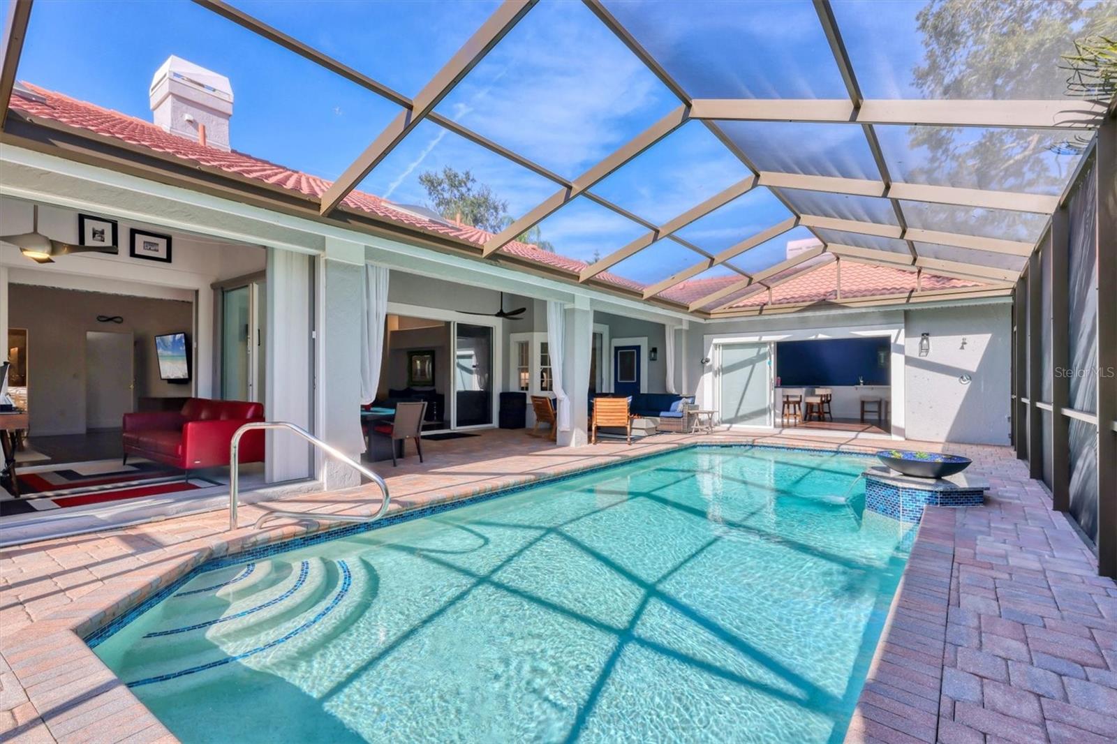 THE HIGHLANDS - Residential