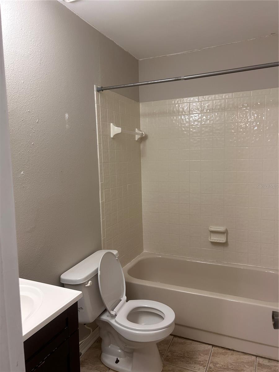 HIDDEN CREEK CONDO PH 13 - Residential Lease