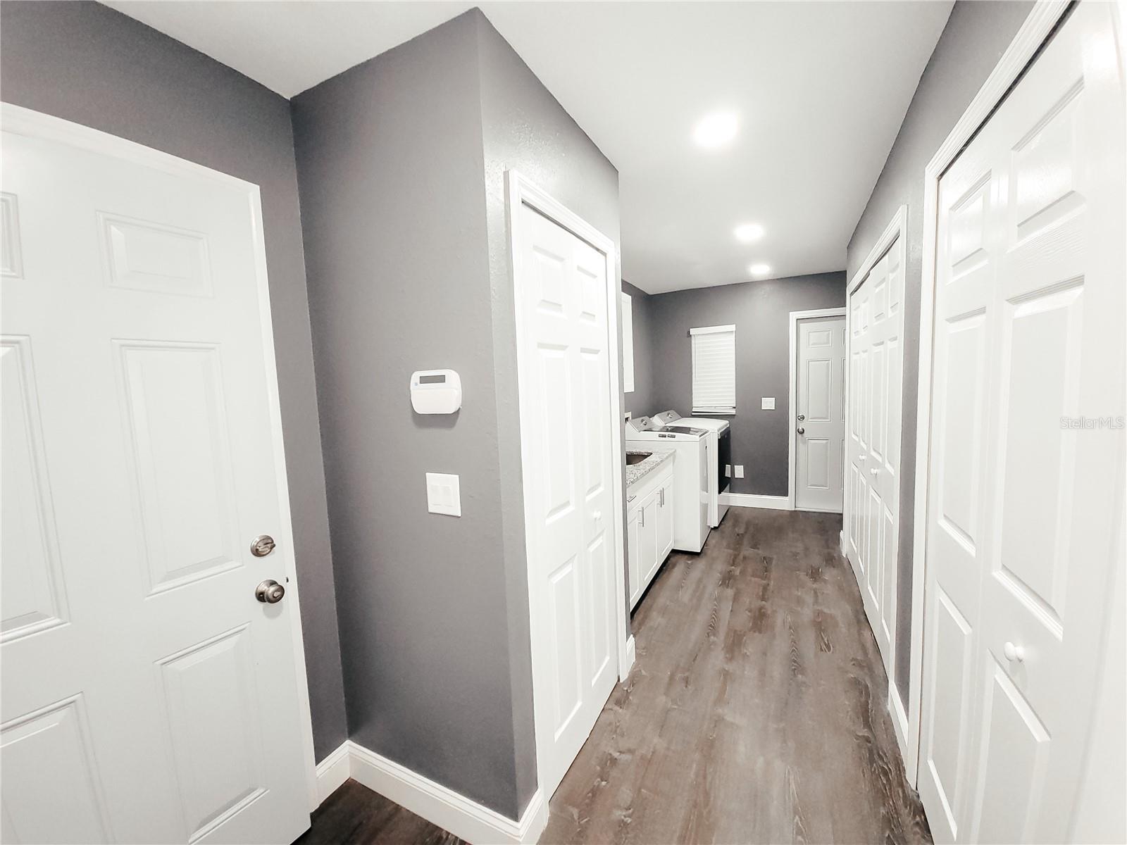 BLOOMINGDALE SEC F UNIT 1 - Residential Lease