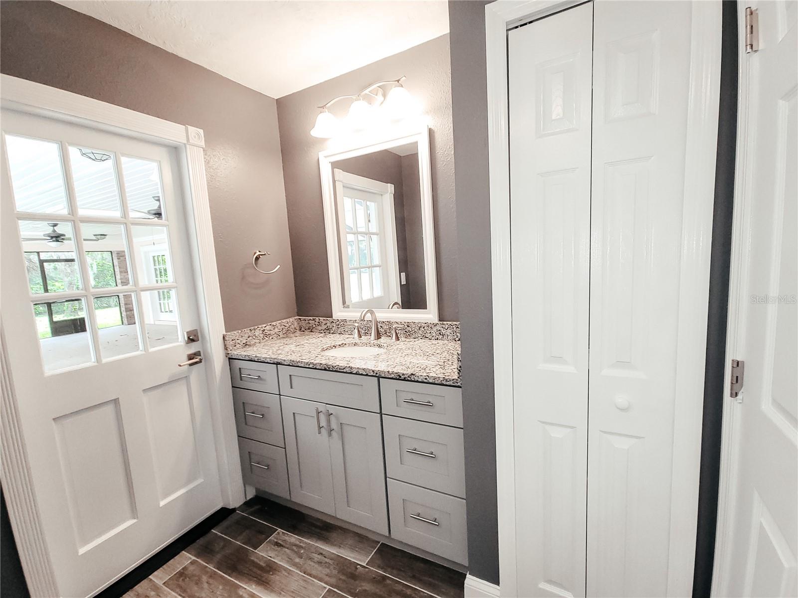 BLOOMINGDALE SEC F UNIT 1 - Residential Lease