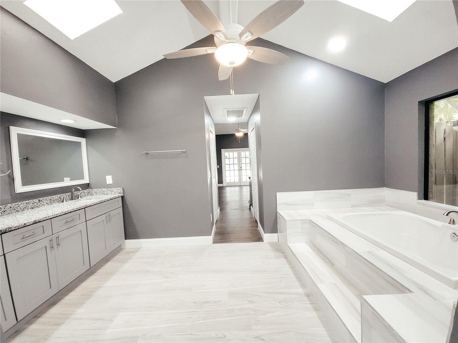 BLOOMINGDALE SEC F UNIT 1 - Residential Lease