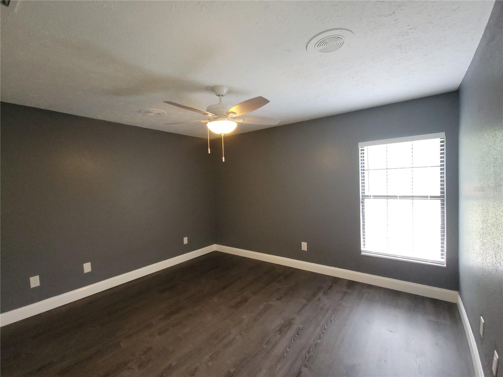 BLOOMINGDALE SEC F UNIT 1 - Residential Lease