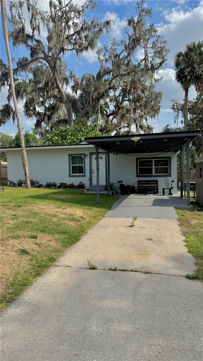 2350 VALLEY DRIVE