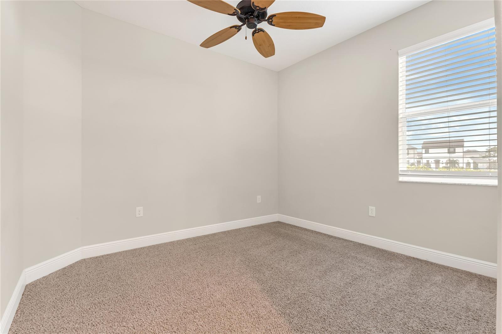 LOREN COVE SOUTH PHASE 1 - Residential