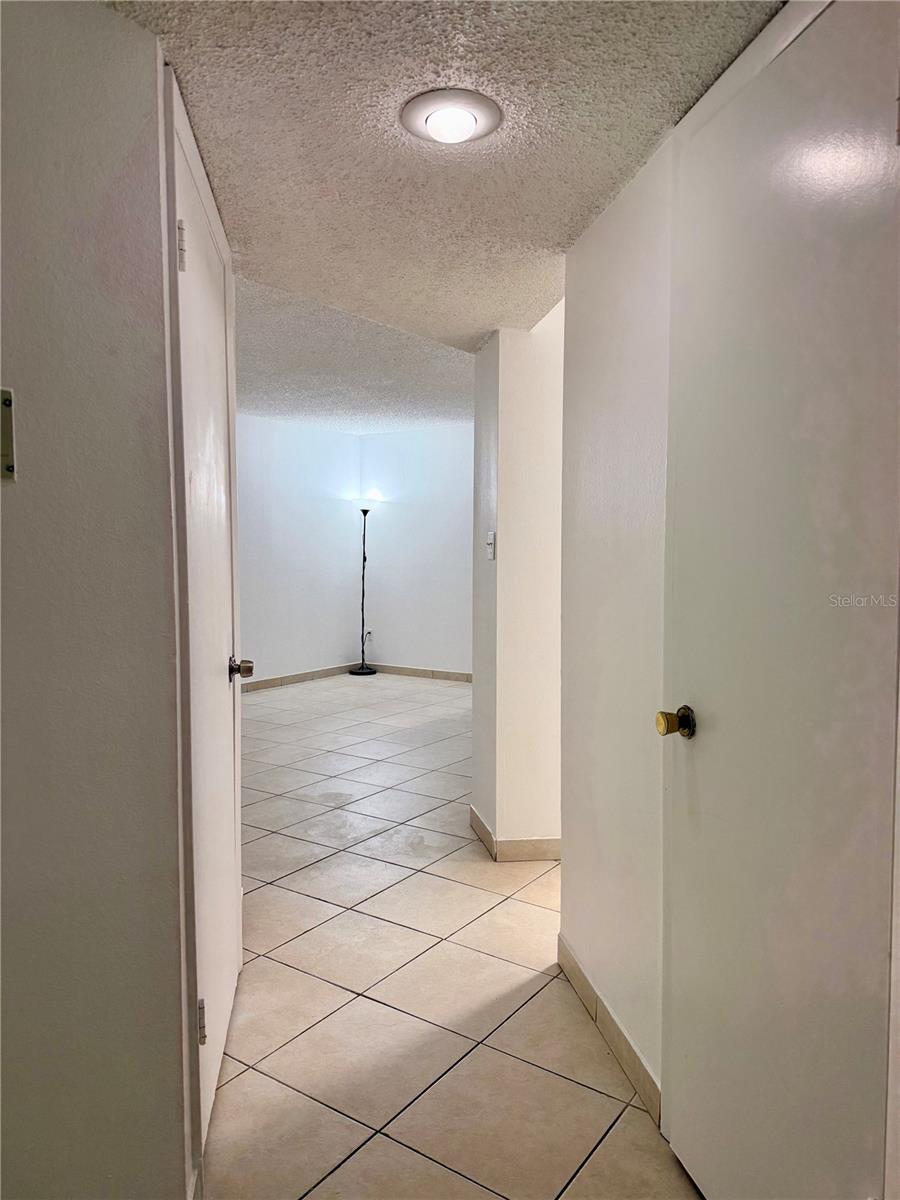 THE GRAND RESERVE CONDO - Residential Lease