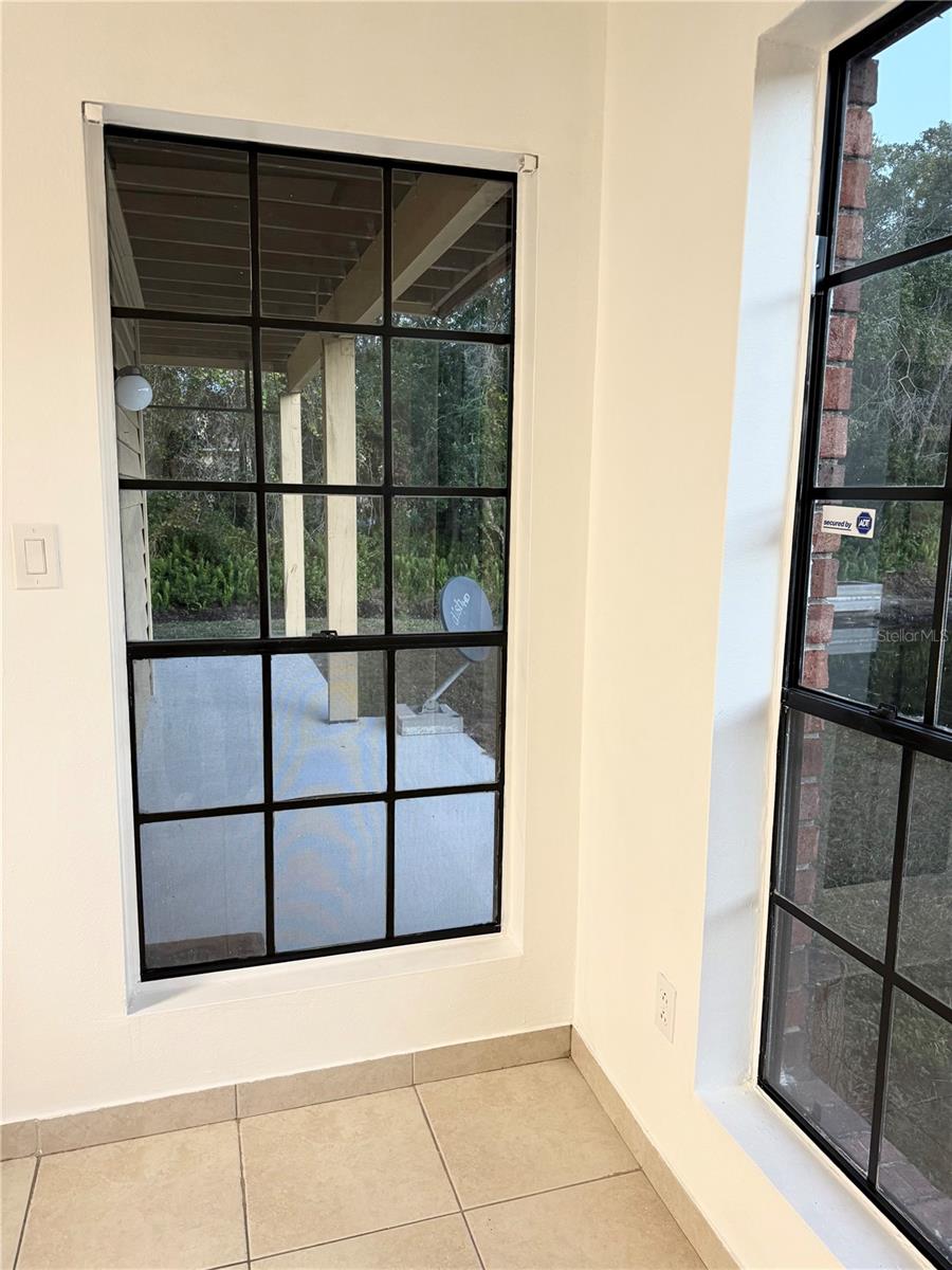 THE GRAND RESERVE CONDO - Residential Lease