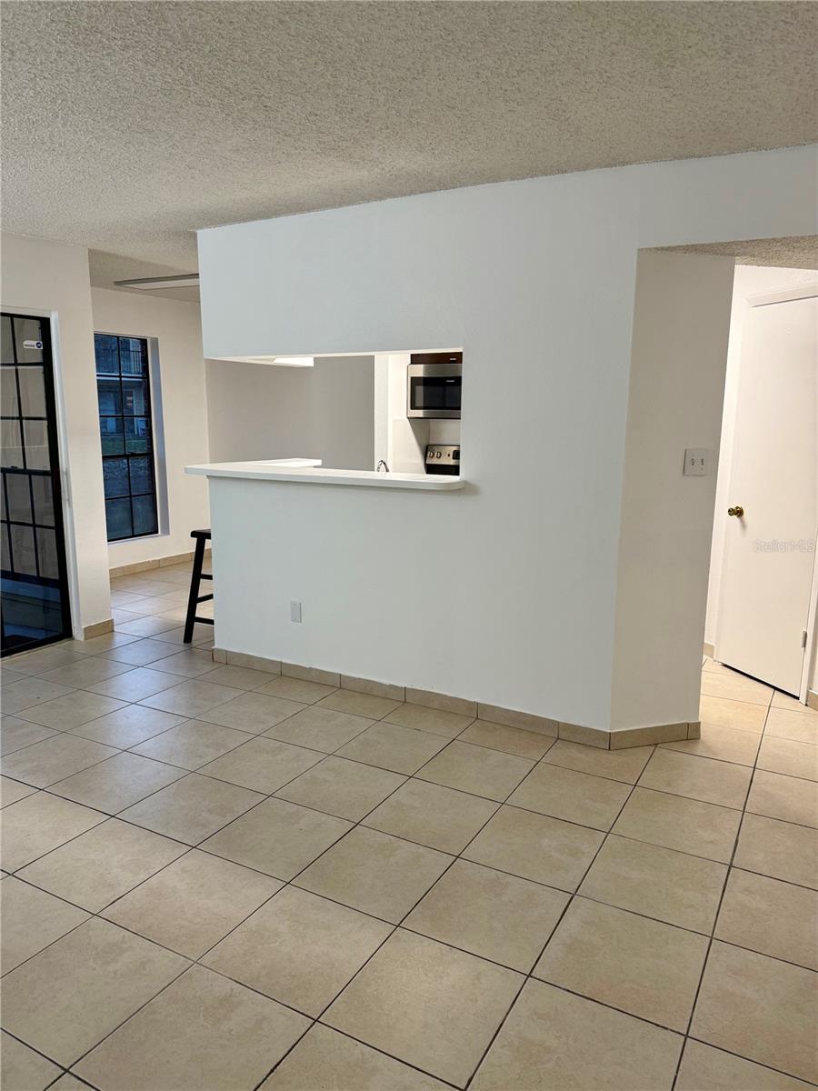 THE GRAND RESERVE CONDO - Residential Lease