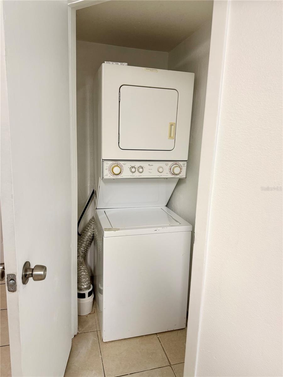 THE GRAND RESERVE CONDO - Residential Lease