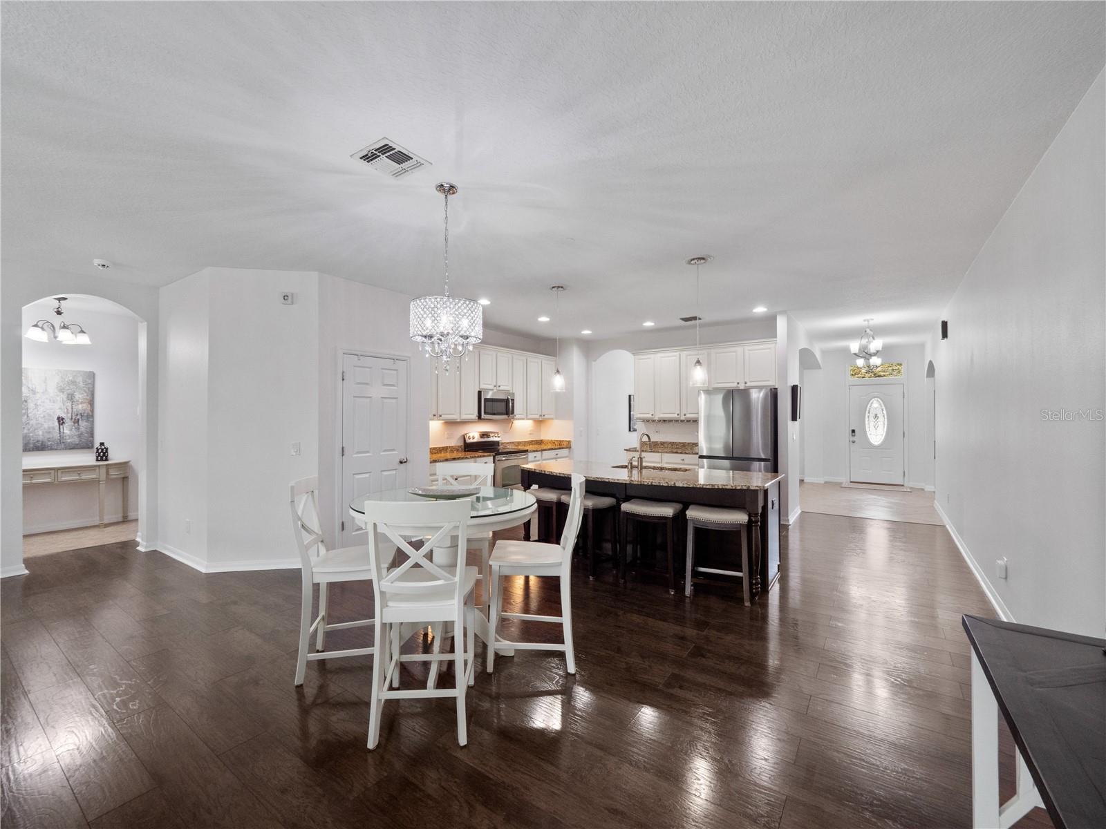 QUAIL ESTATES - Residential