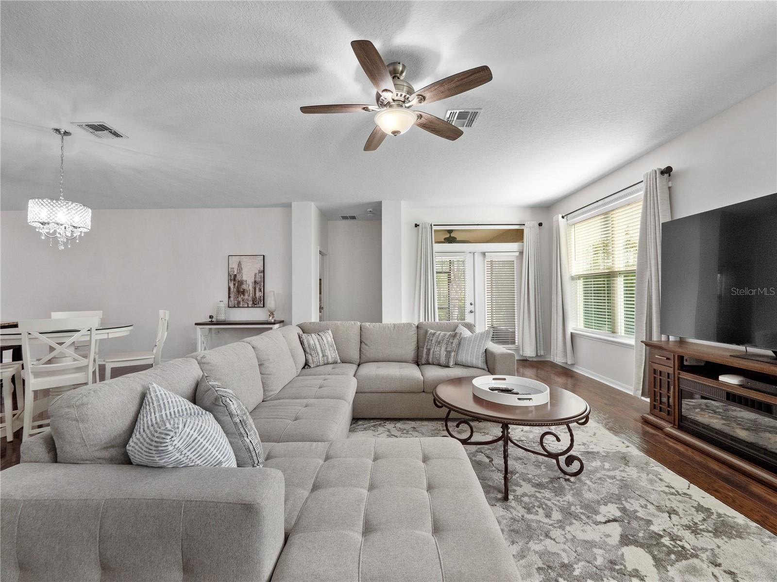 QUAIL ESTATES - Residential