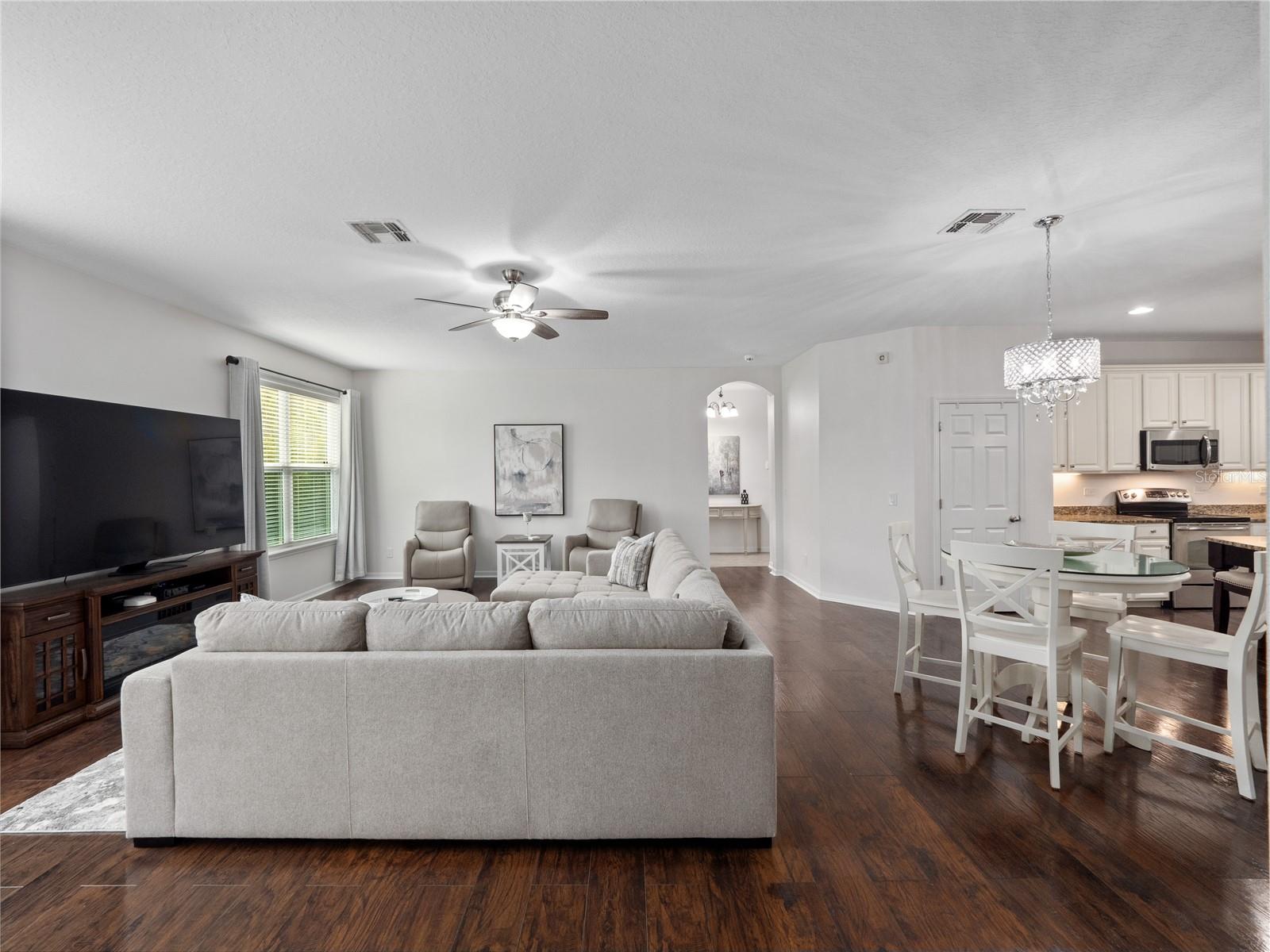 QUAIL ESTATES - Residential