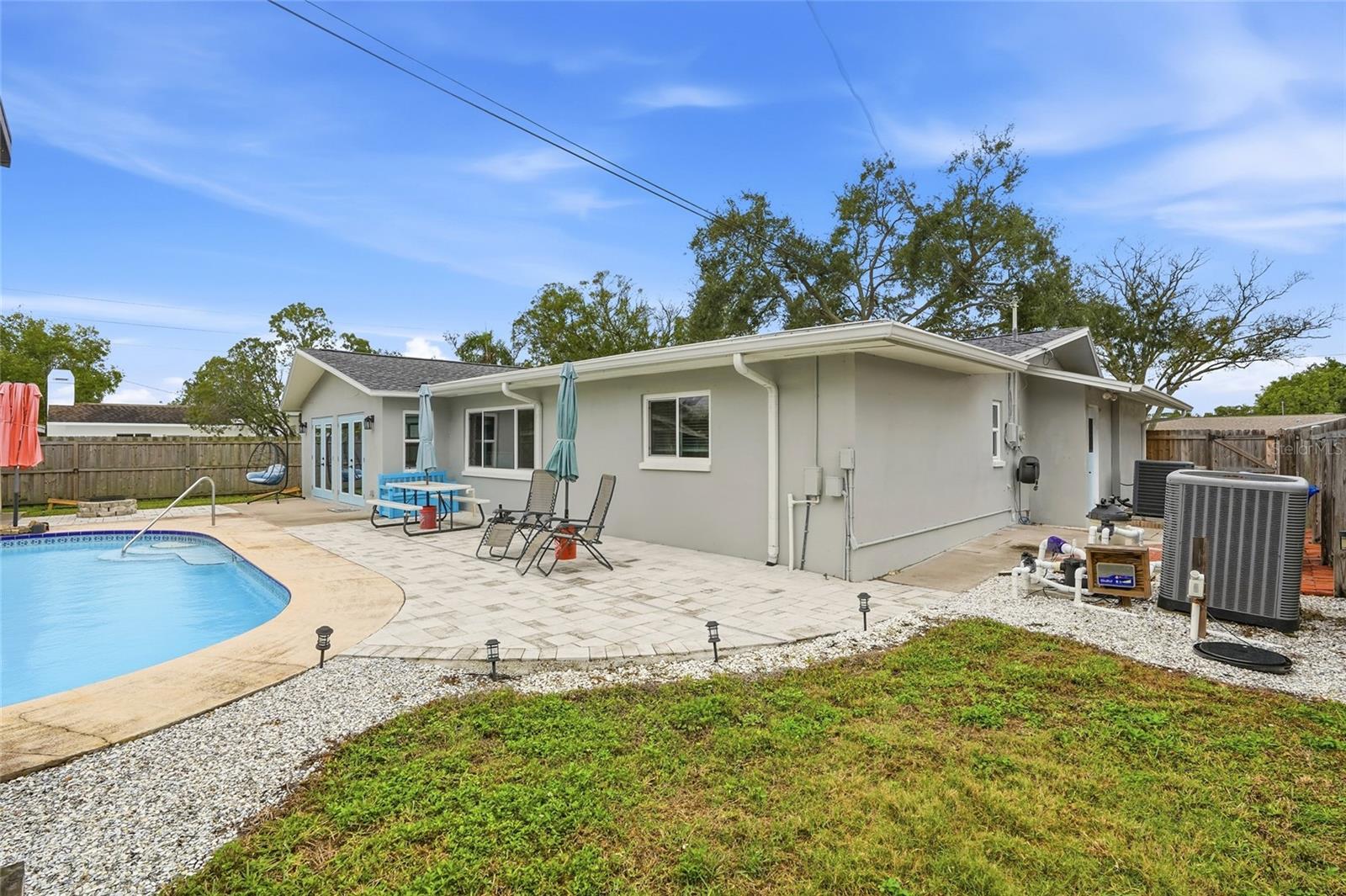 KEENE LAKE MANOR - Residential