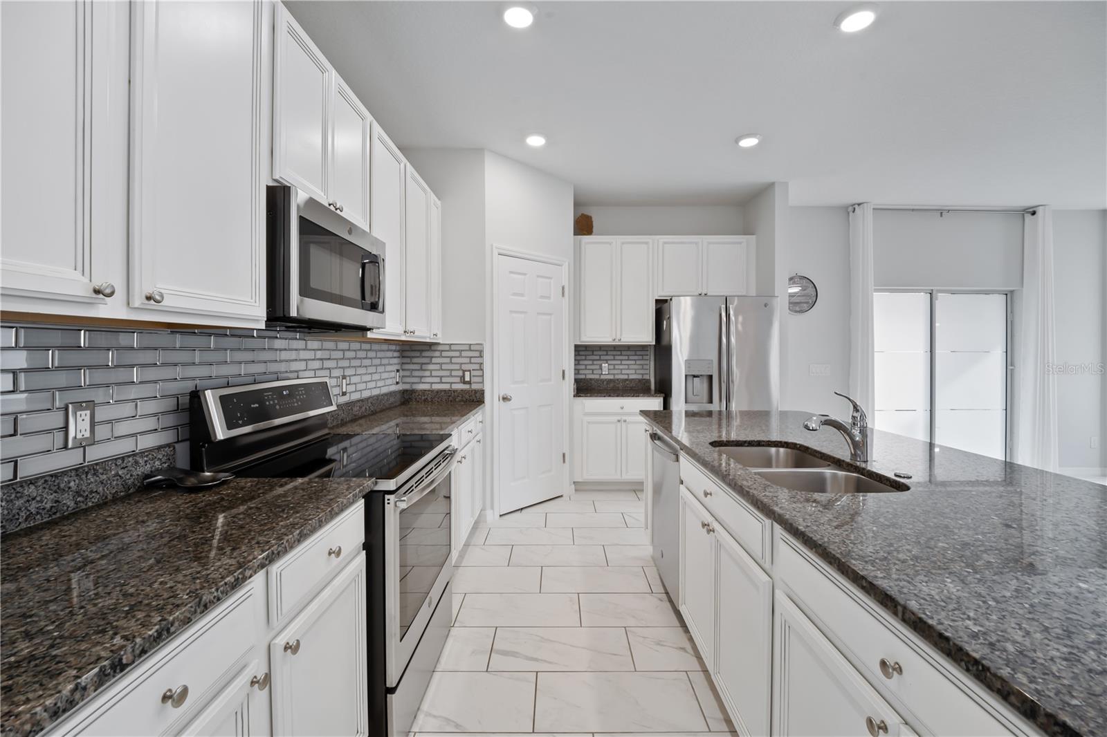 CHELSEA PK/WEST HAVEN - Residential