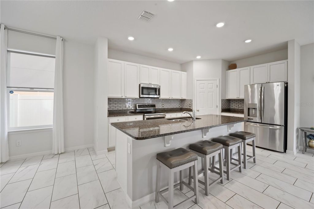 Photo of 178 Aberdeen Street, Davenport, FL 33896 (MLS # L4956781)