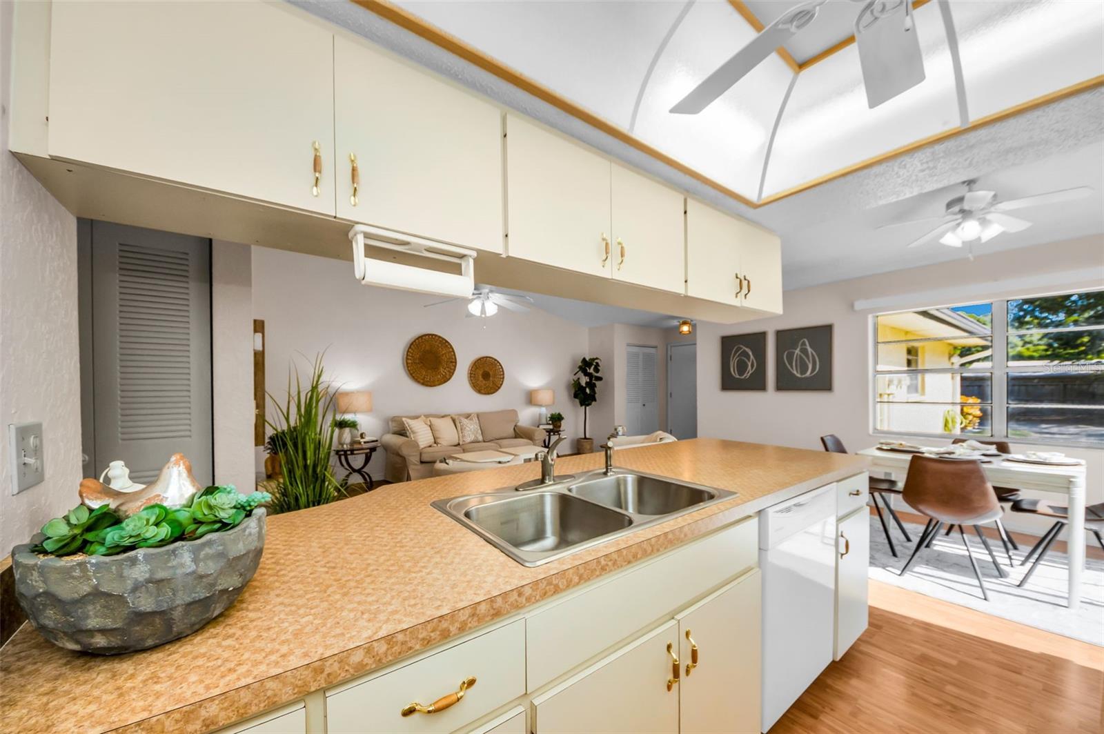 TIMBERLINE CONDO - Residential