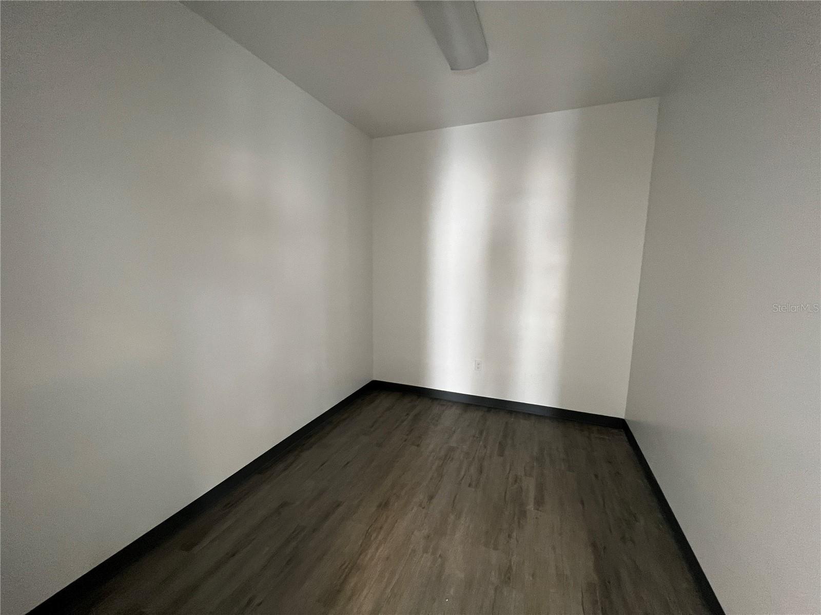 5010 N COOLIDGE AVENUE