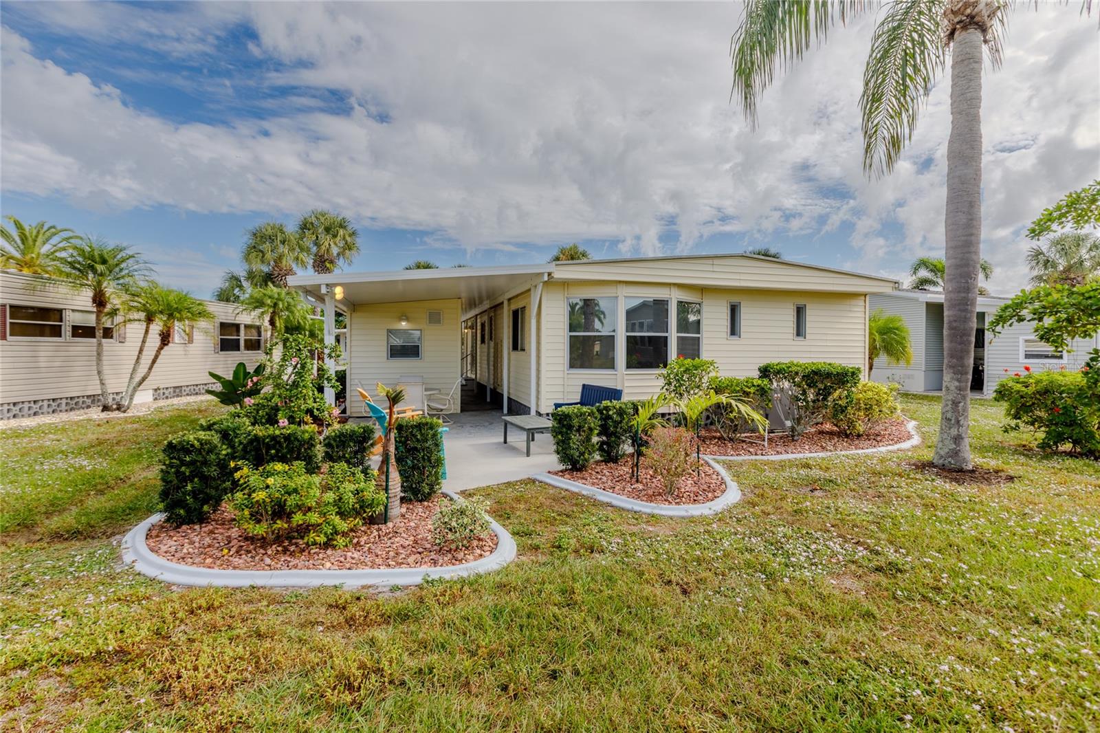 MAPLE LEAF ESTATES - Residential