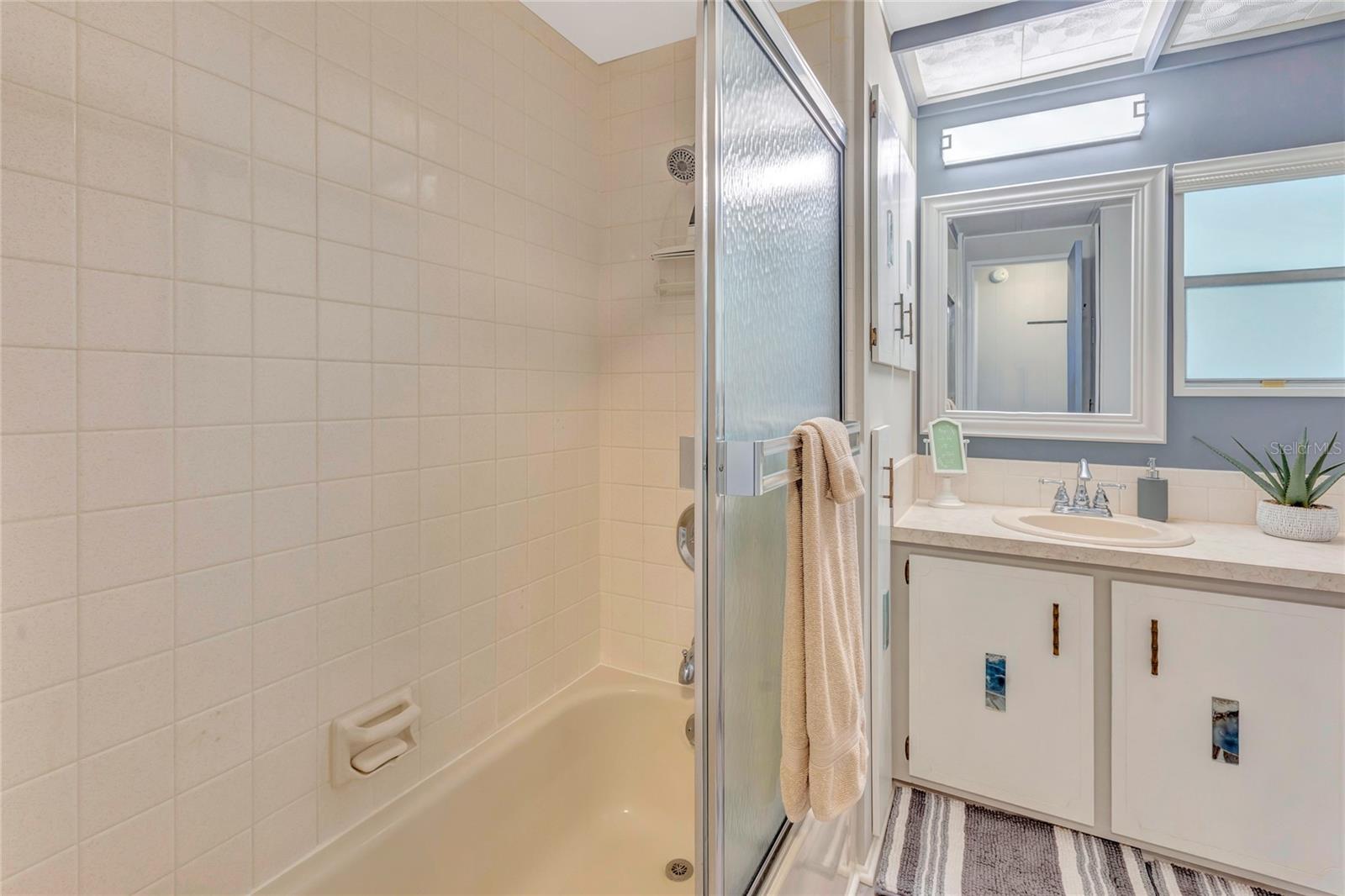 MAPLE LEAF ESTATES - Residential