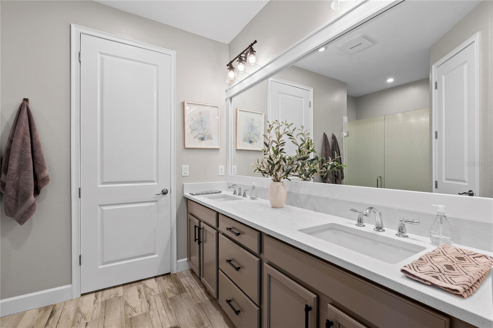 AZARIO ESPLANADE PH II SUBPH A, B & P - Residential