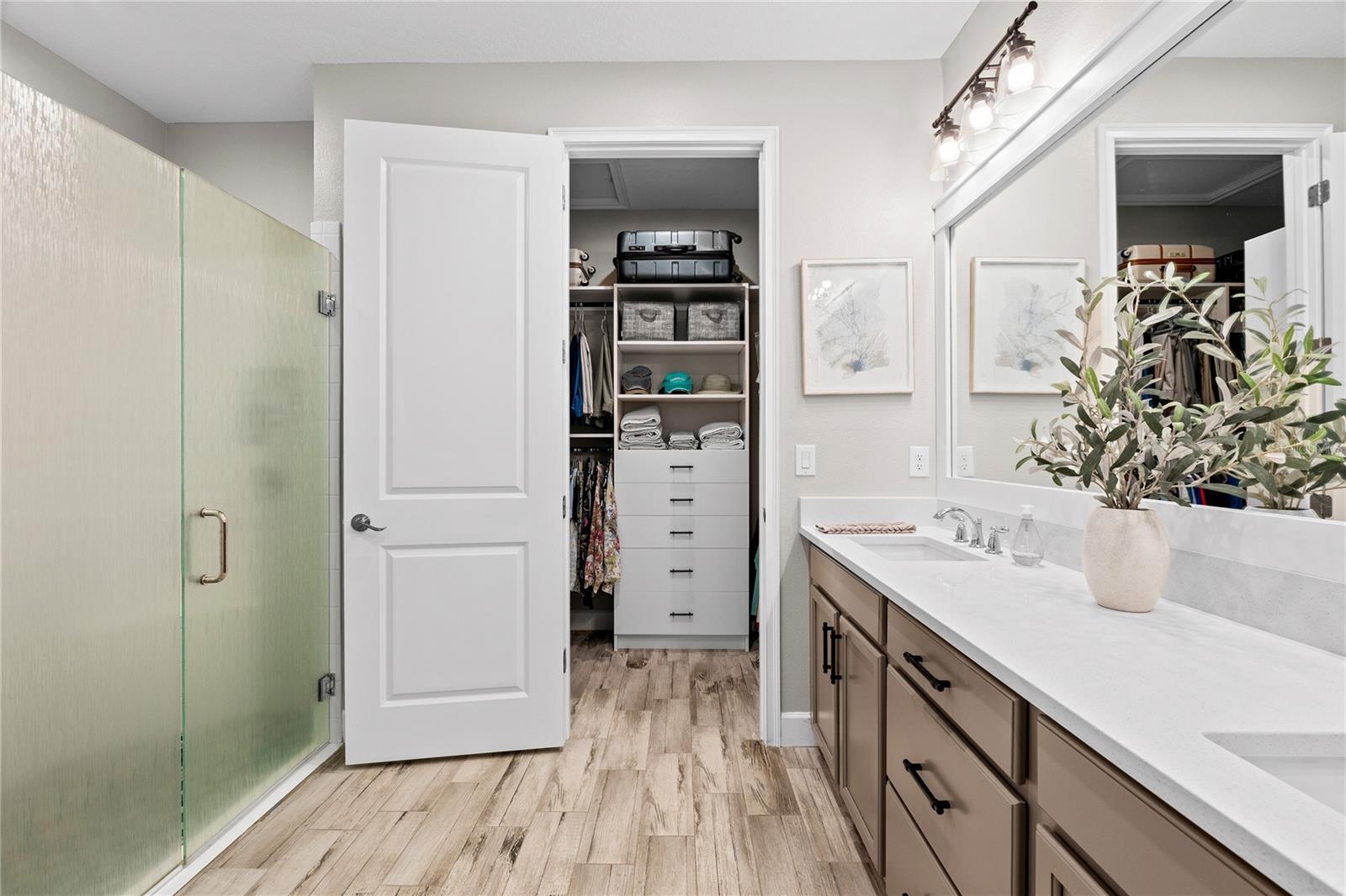 AZARIO ESPLANADE PH II SUBPH A, B & P - Residential