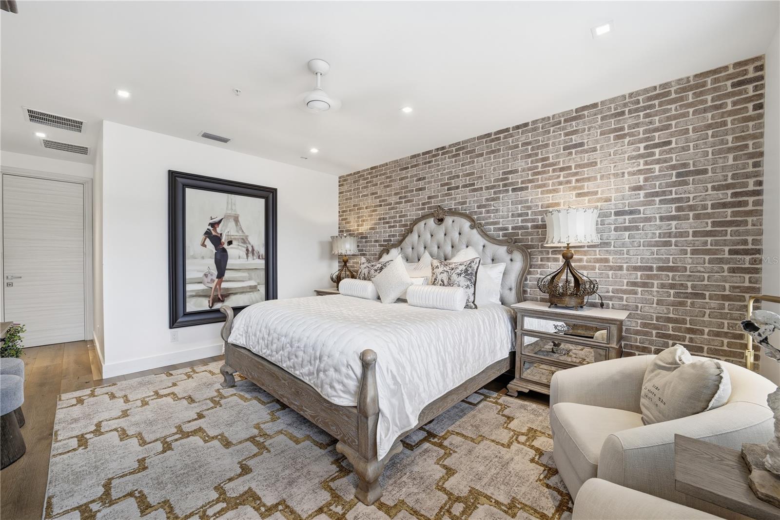 BALDWIN PARK - Residential