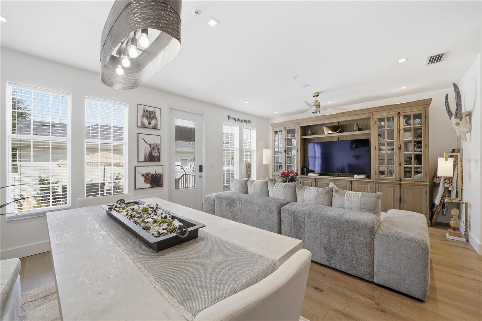 BALDWIN PARK - Residential