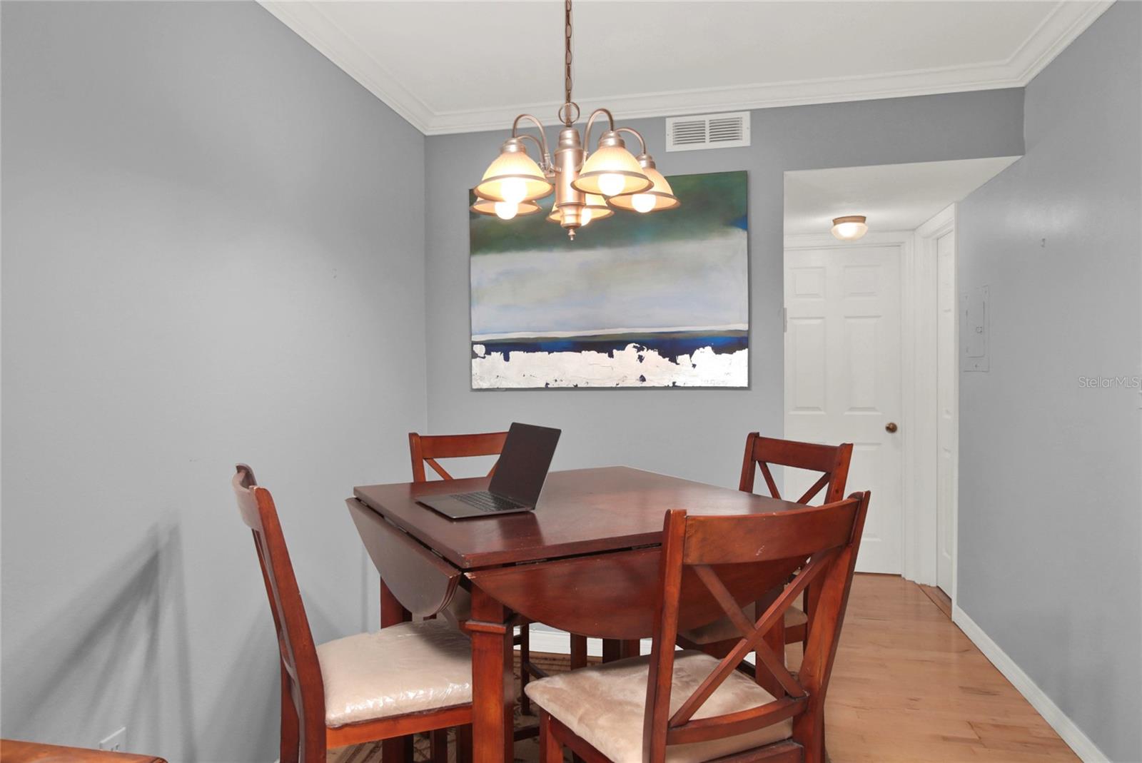 LAKESIDE MANOR APTS CONDO - Residential