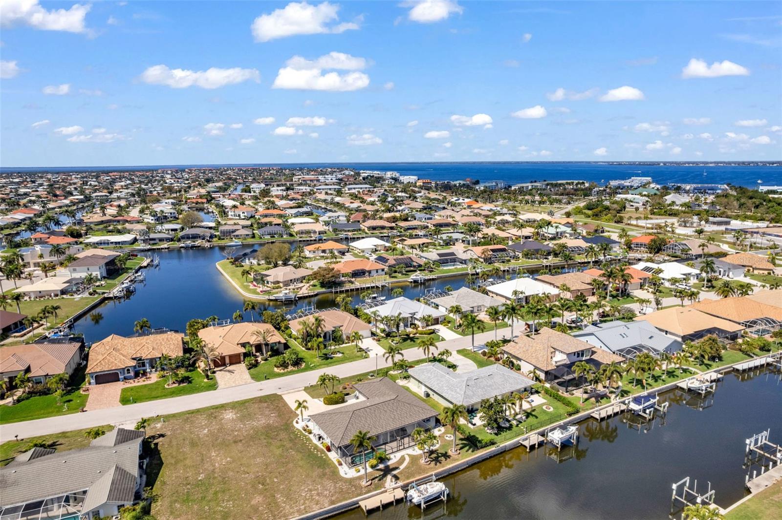 PUNTA GORDA ISLES SEC 11 - Residential
