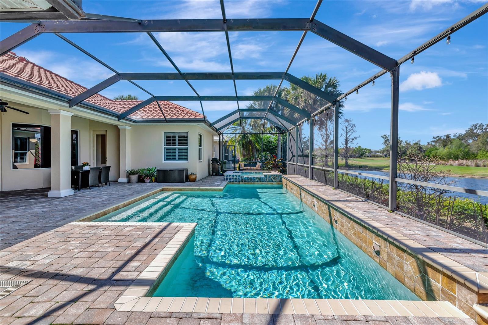 WATERLEFE GOLF & RIVER CLUB UN9 - Residential