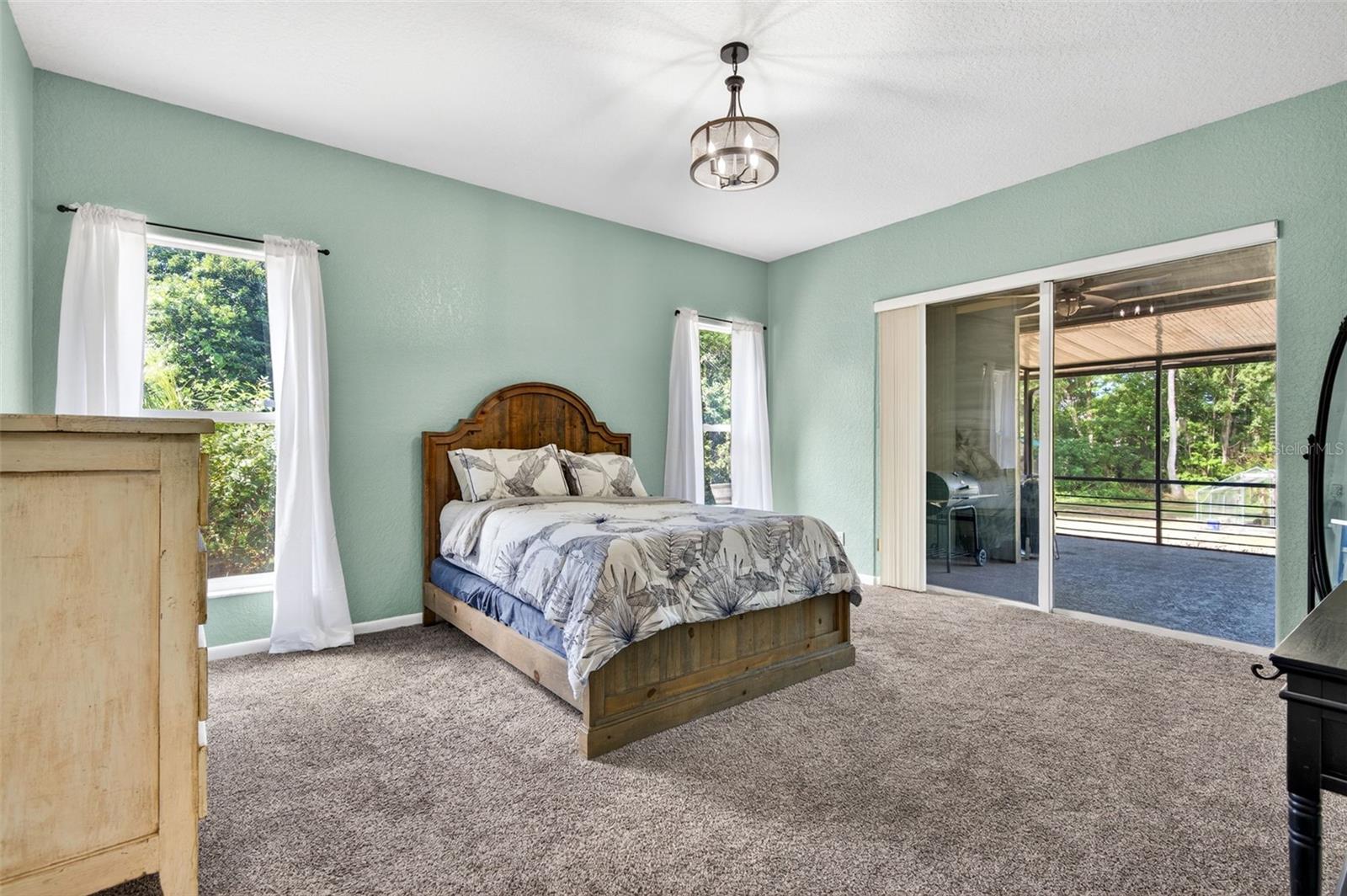STAFFORD OAKS - Residential