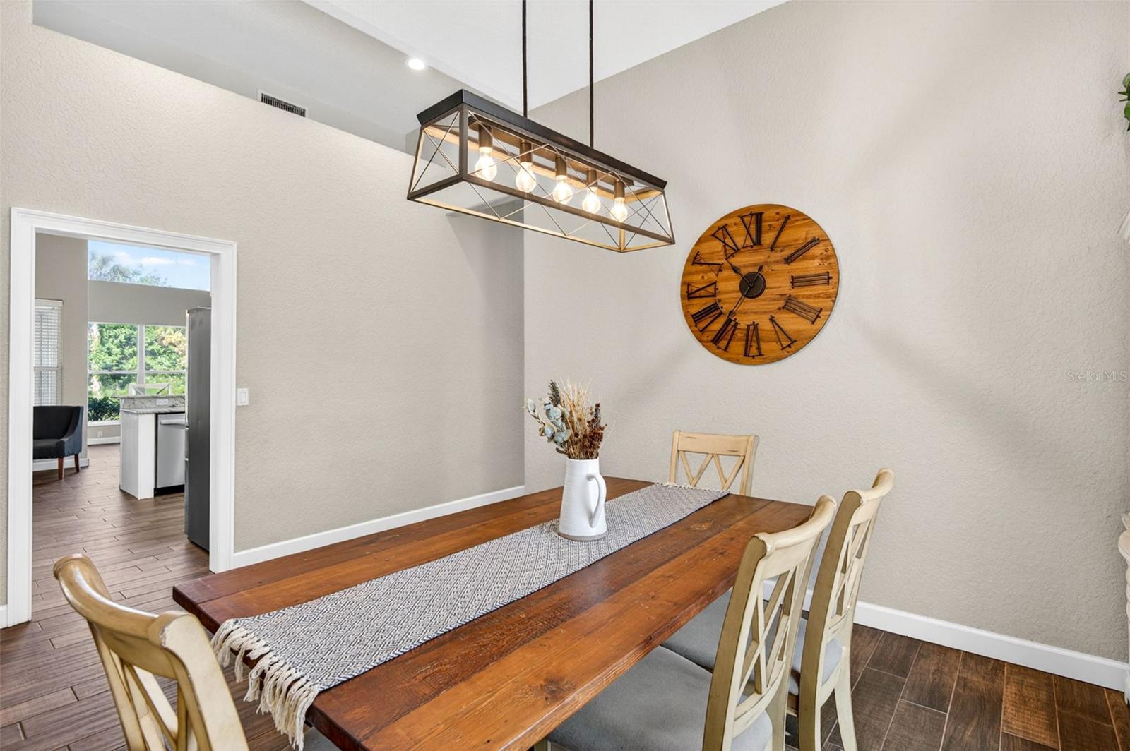STAFFORD OAKS - Residential