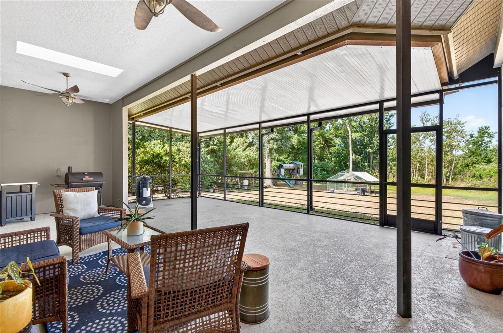 STAFFORD OAKS - Residential
