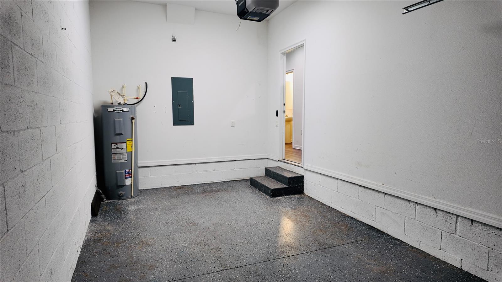 4VX | WELLS - Residential